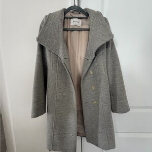SOLD Aritzia Babaton Connor Coat